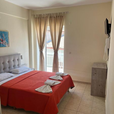 Simotel Ermis Hanioti Exterior photo